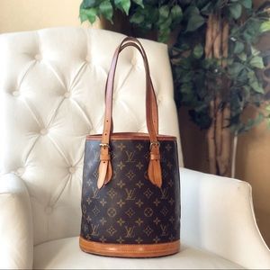 AUTHENTIC Louis Vuitton Bucket PM